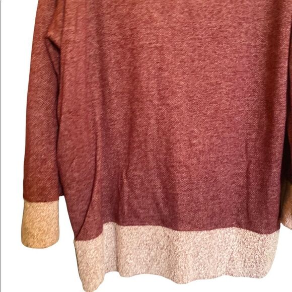 Wanna B Maroon White Turtle Neck Sweater Size Large - Picture 2 of 6